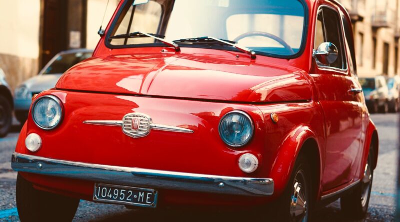 closeup photo of red car