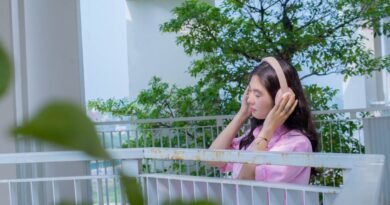 How Self-Guided Audio Tours Work and How to Get the Most From Them